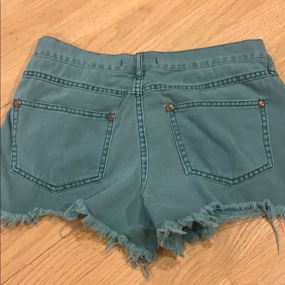 MINT GREEN FREE PEOPLE HIGH WAISTED SHORTS - Picture 3 of 3